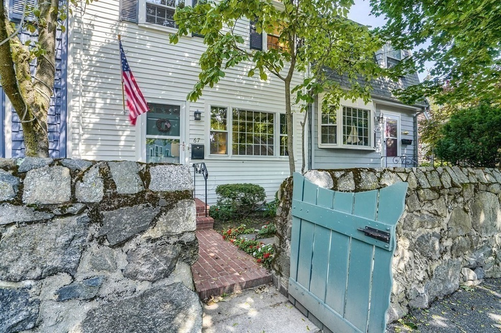 67 Elm St, Marblehead, MA 01945 - photo 1