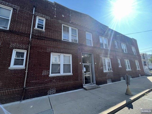 382-386 Highland Ave unit 101, Kearny, NJ 07032 - photo 1