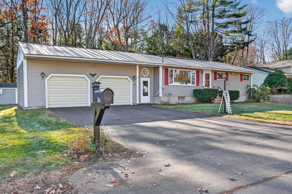 19 Palmer St, Brunswick, ME 04011 - photo 1