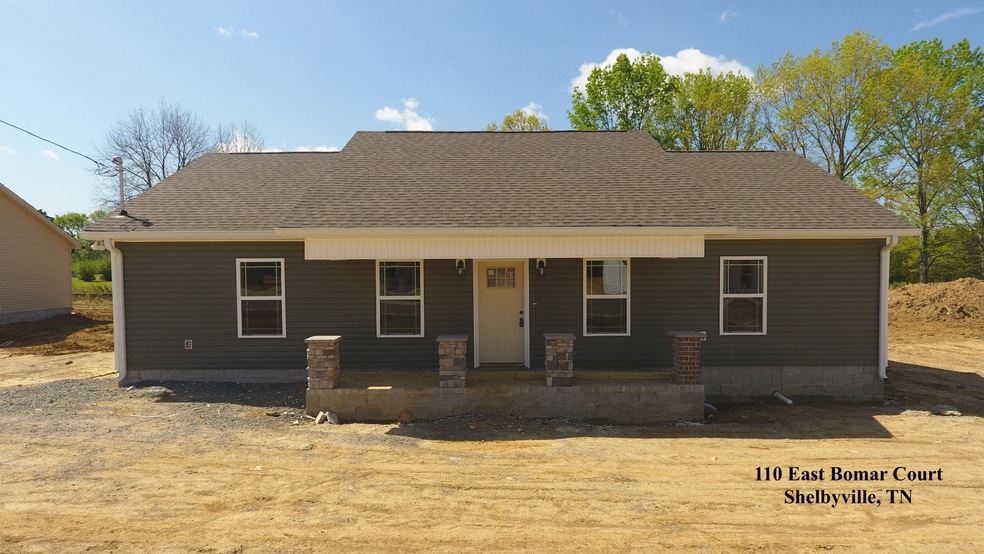 110 E Bomar Ct, Shelbyville, TN 37160 - photo 1
