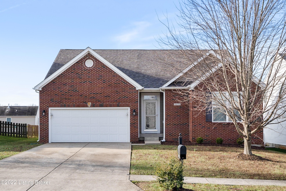 10125 Hornbeam Blvd, Louisville, KY 40228 - photo 1