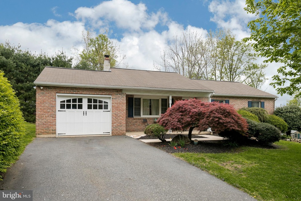 117 Nickel Dr, Bechtelsville, PA 19505 - photo 1