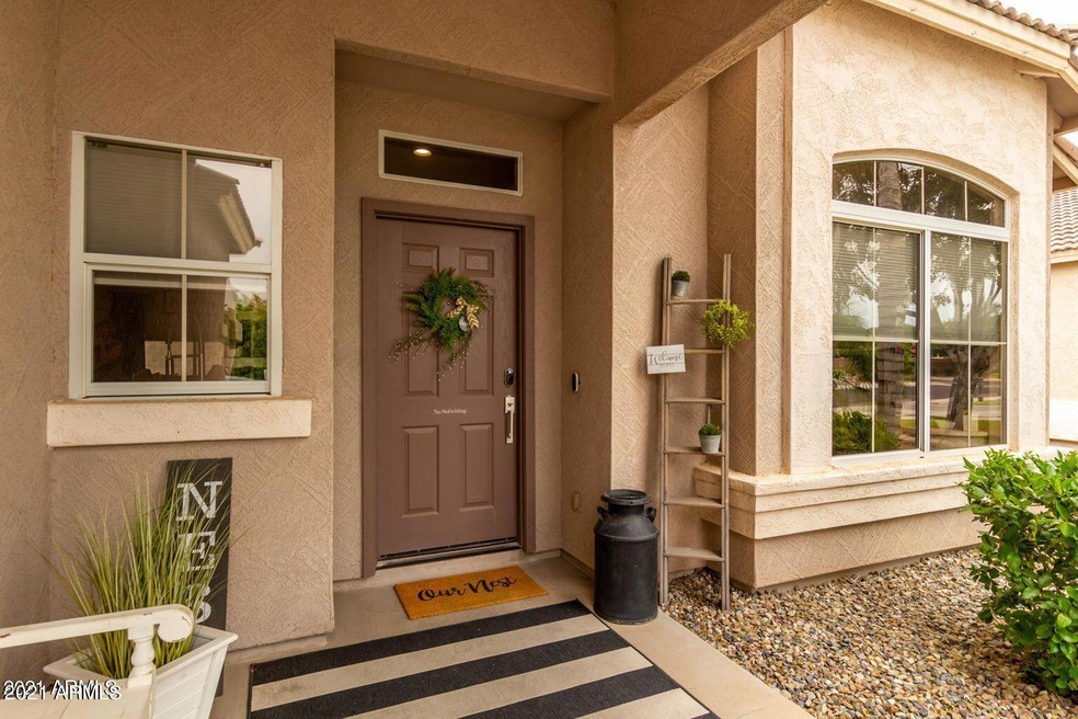 Mayberry - Exterior Front