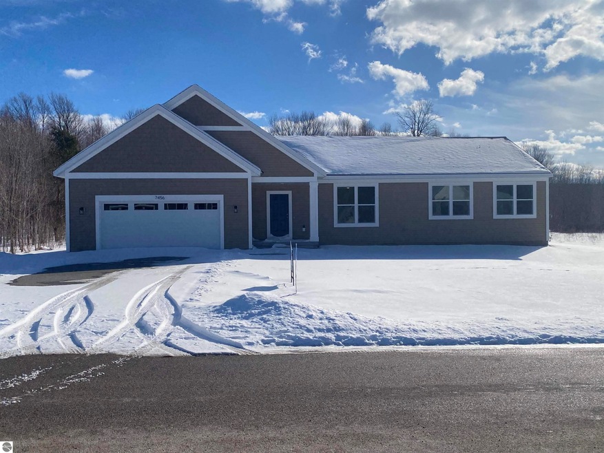 7456 E Meadows Dr unit 21, Cedar, MI 49621 - photo 1