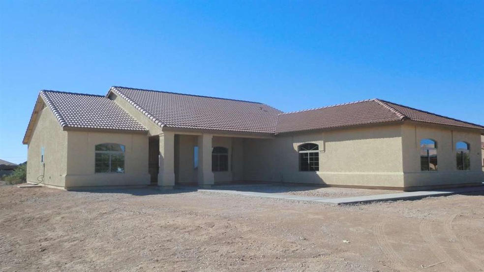 2331 SIDE FACING GARAGE