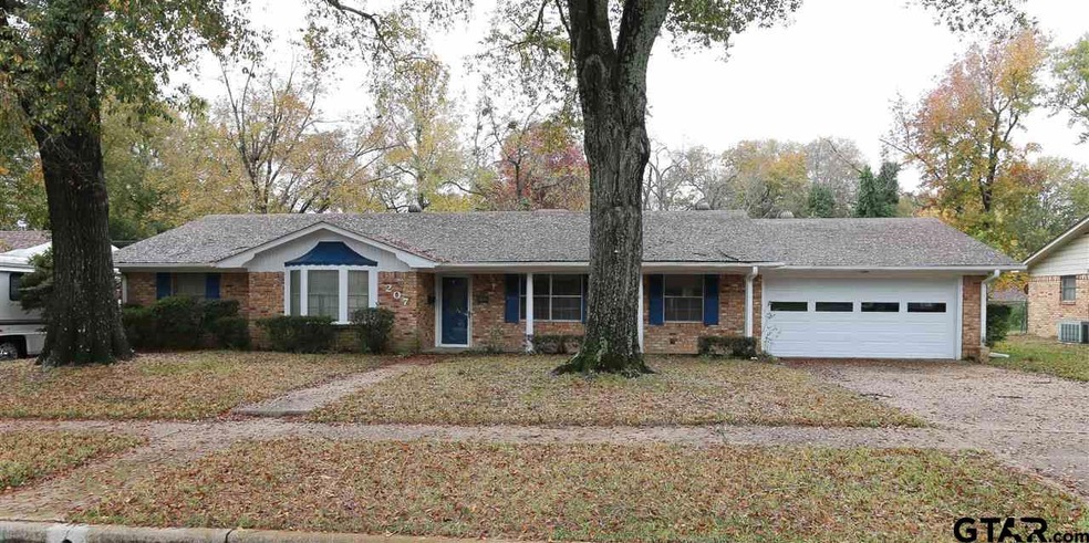 207 207 E Sheridan, Tyler, TX 75702 - photo 1