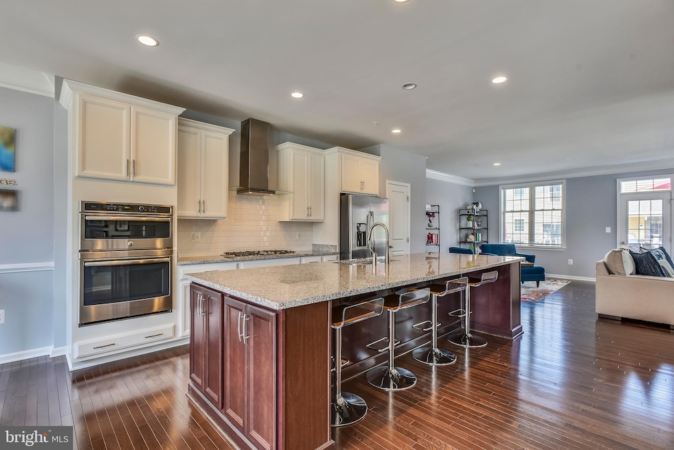 42648 Lancaster Ridge Terrace, Chantilly, VA 20152 - photo 1