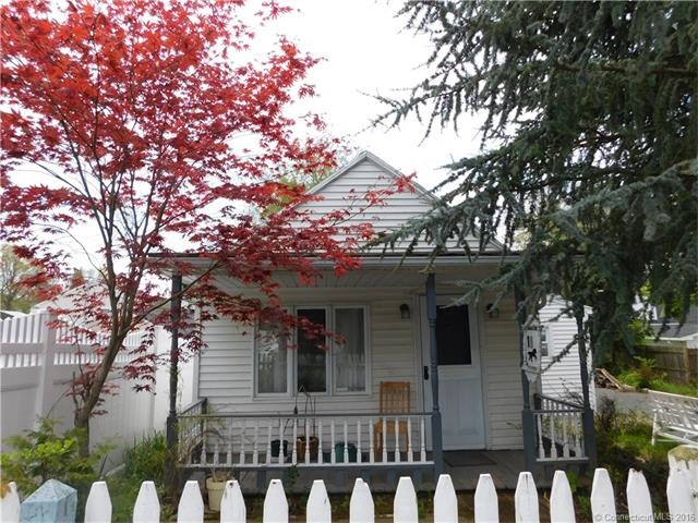 10 West St, East Haven, CT 06513 - photo 1