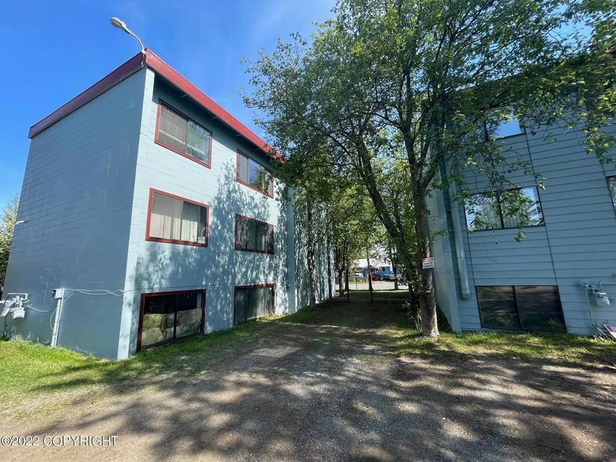 404 N Klevin