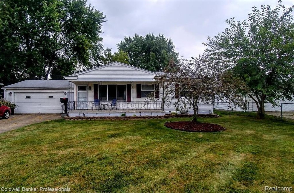 4467 Ashlawn Dr, Flint, MI 48507 - photo 1