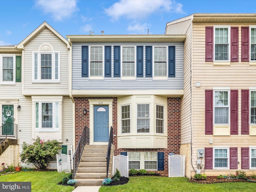 5220 Earles Ct, Frederick, MD 21703 - photo 1