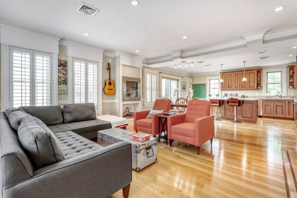 718 E 8th St unit 5, Boston, MA 02127 - photo 1