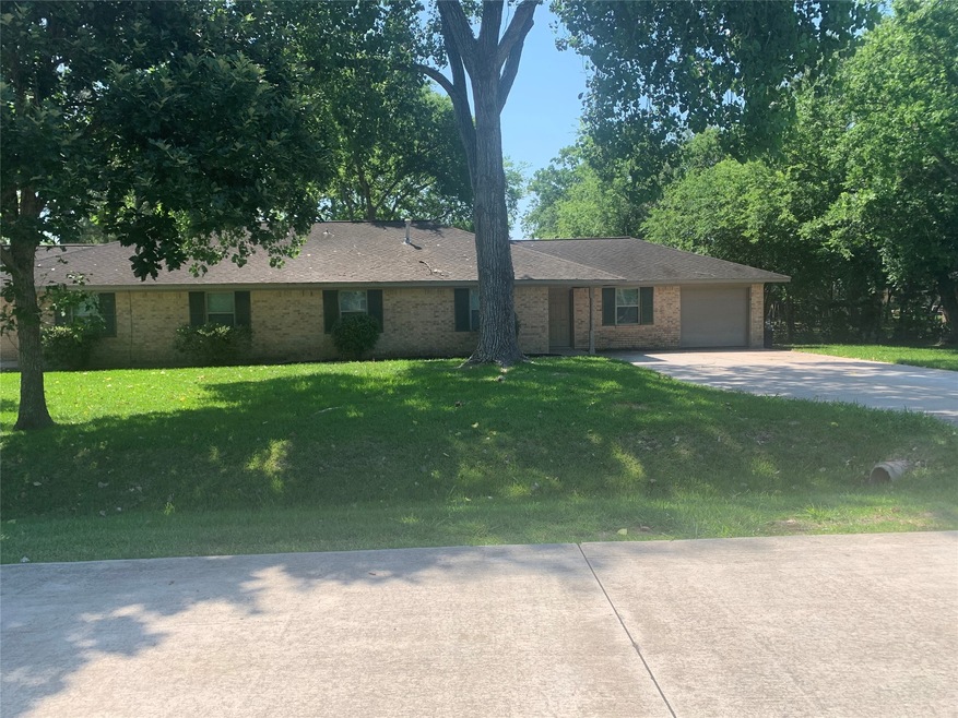 207 Sunnyview Ave unit A, Friendswood, TX 77546 - photo 1