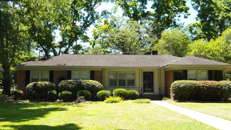 1514 5th Ave, Albany, GA 31707 - photo 1