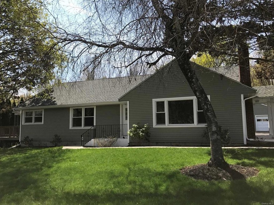 27 Reservoir Rd, Highland, NY 12528 - photo 1