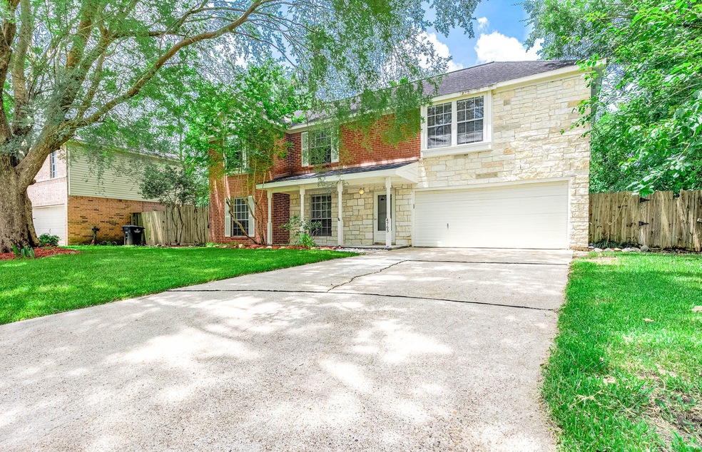 4765 Slade Ben Ln, Alvin, TX 77511 - photo 1