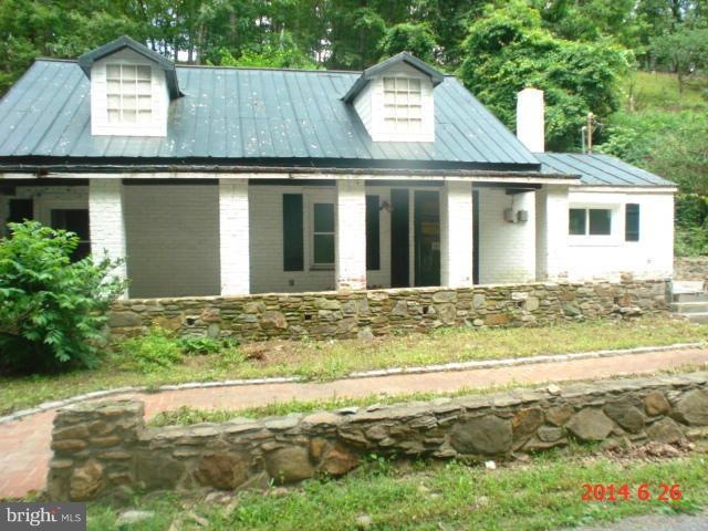 820 Hoffmaster Rd, Knoxville, MD 21758 - photo 1