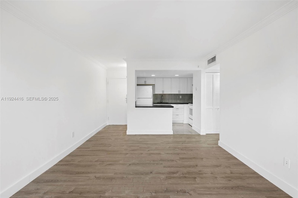 4325 NW South Tamiami Canal Dr unit 314, Miami, FL 33126 - photo 1