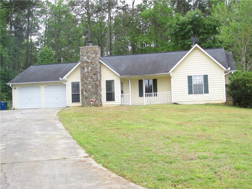 119 Scarborough Ct unit 1, Ellenwood, GA 30294 - photo 1