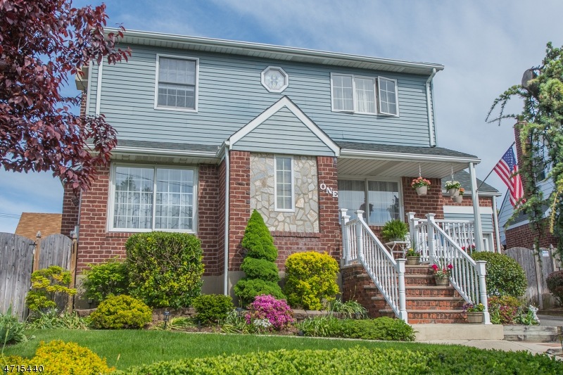 1 Blue Ridge Rd, Lodi, NJ 07644 - photo 1