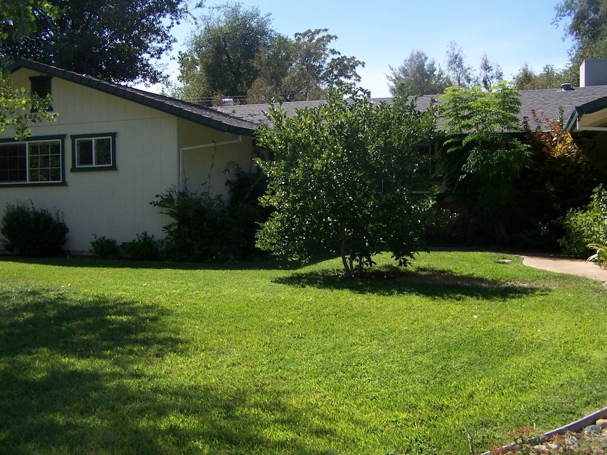 3614 Ricardo Ave, Redding, CA 96002 - photo 1