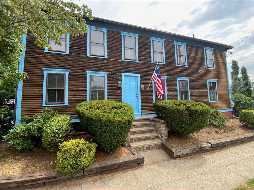 1378 Narragansett Blvd, Cranston, RI 02905 - photo 1