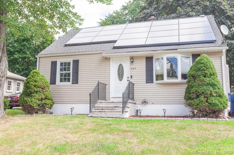 240 Chestnut Hill Ave, Waterbury, CT 06704 - photo 1