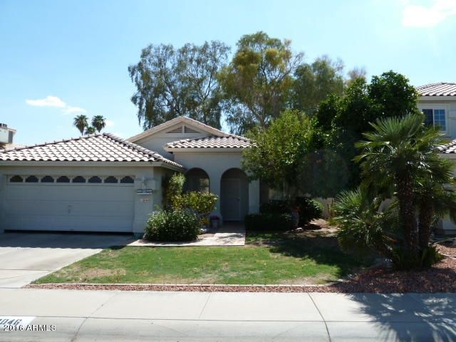 Great Curb-Side Appeal