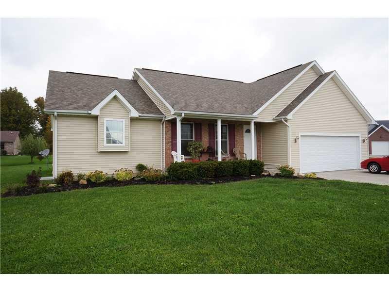 370 Curtis Ct, Batesville, IN 47006 - photo 1