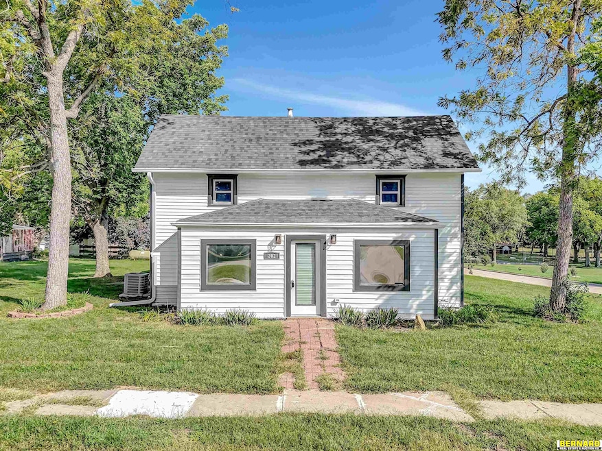 202 5th St, Talmage, NE 68448 - photo 1