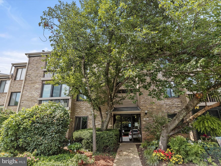 10594 Twin Rivers Rd unit C1, Columbia, MD 21044 - photo 1