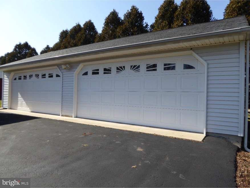 133 Telford Pike, Telford, PA 18969 - photo 1