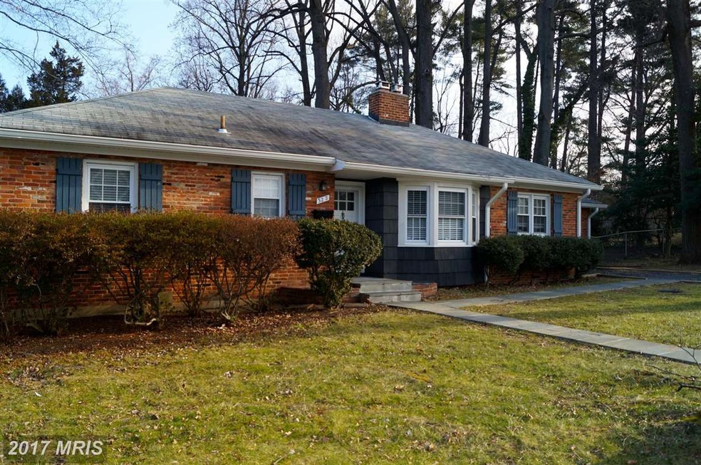 322 Park Ave, Falls Church, VA 22046 - photo 1