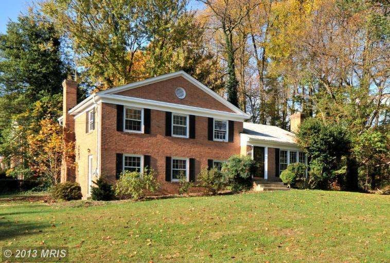 2400 Claremont Dr, Falls Church, VA 22043 - photo 1