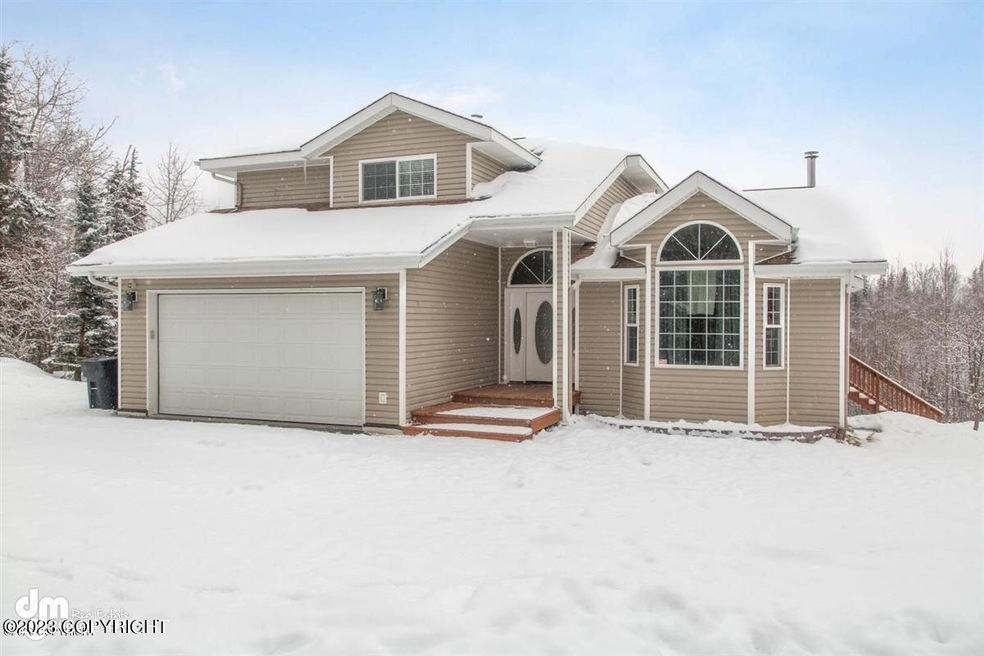8530 E Highlands Cir