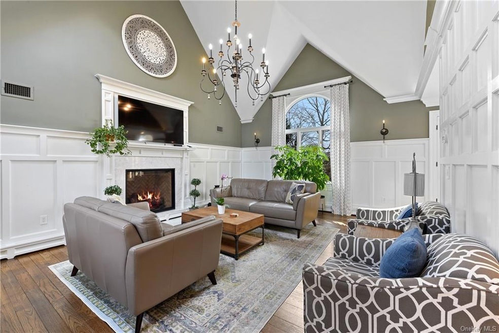 4 Harrison Ct, Cortlandt Manor, NY 10567 - photo 1