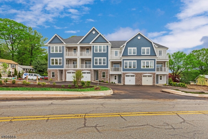 468 River Styx Rd unit 4, Hopatcong, NJ 07843 - photo 1