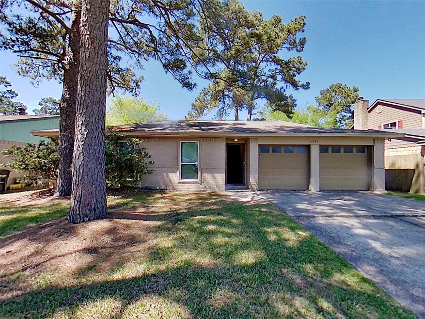 4555 Chestergate Dr, Spring, TX 77373 - photo 1