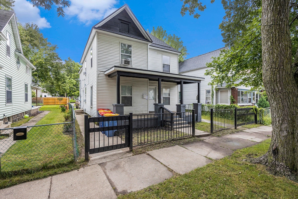 1023 Sheridan 1