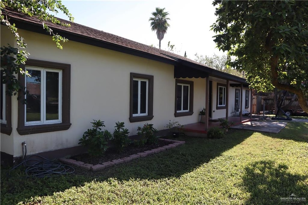 124 Lindale Dr, Brownsville, TX 78521 - photo 1