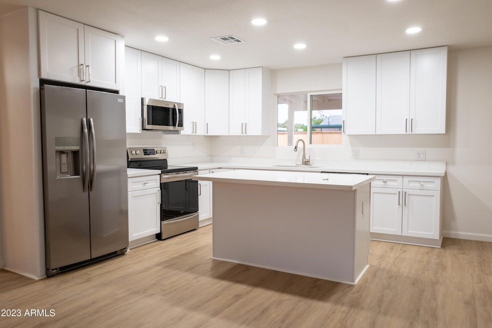 7126 E Broadway Rd, Mesa, AZ 85208 - photo 1