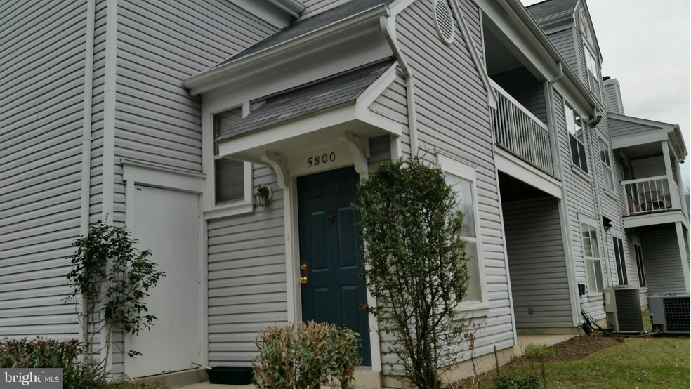 5800 Orchard Hill Ct unit 5800, Clifton, VA 20124 - photo 1