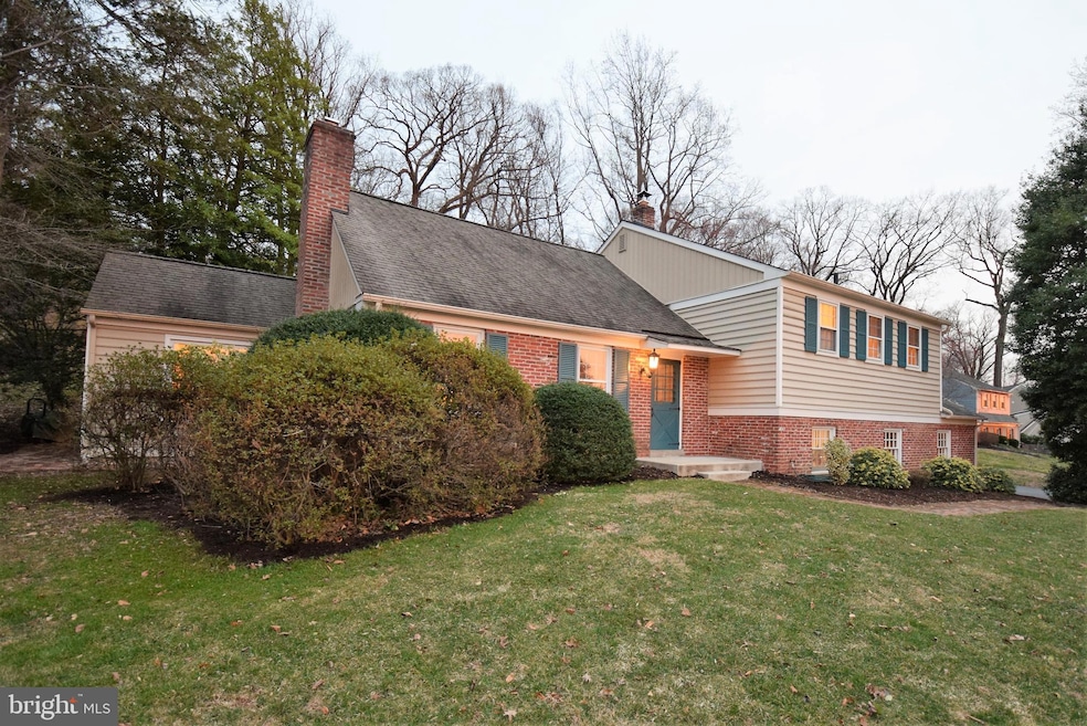 320 Devonshire Rd, Devon, PA 19333 - photo 1