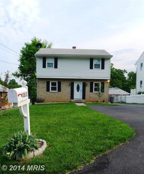 1813 Wildwood Ave, Parkville, MD 21234 - photo 1