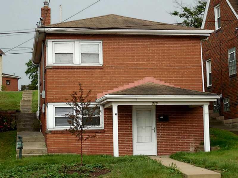 Exterior Front. Welcome home to 715 Walnut Avenue!