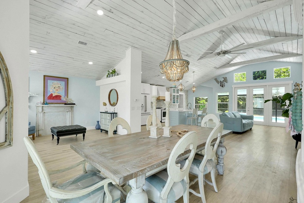 551 SW Columbus Dr, Port Saint Lucie, FL 34953 - photo 1