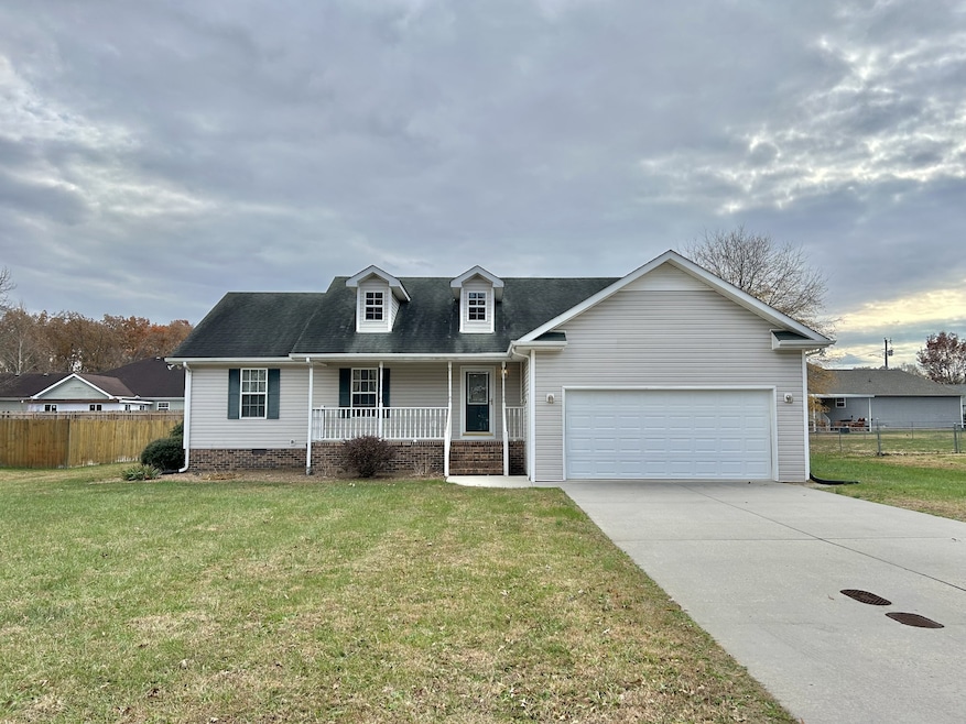 355 W Doak Rd, Manchester, TN 37355 - photo 1