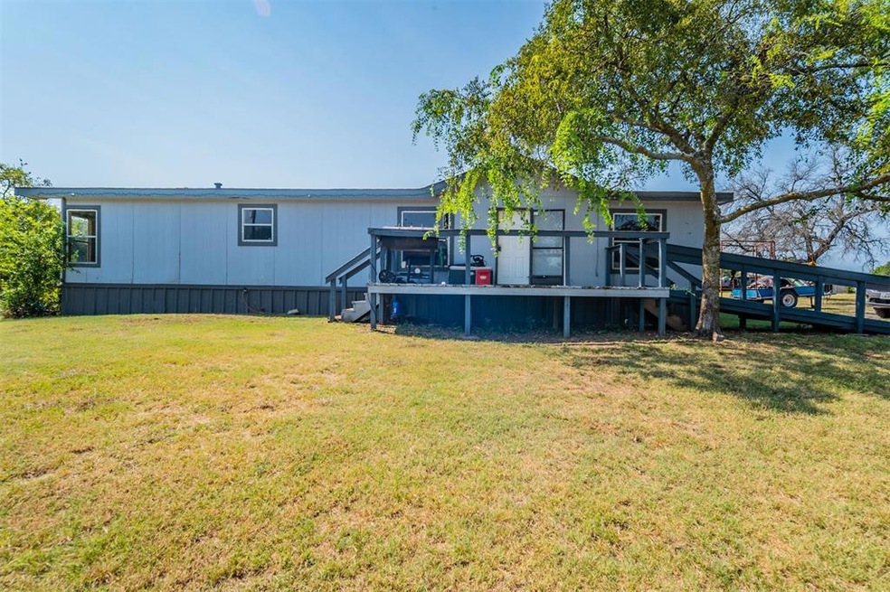 336 Cowboys Ln, Springtown, TX 76082 - photo 1