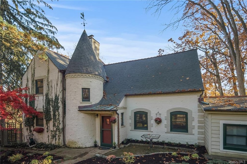 6 Glengary Rd, Croton On Hudson, NY 10520 - photo 1