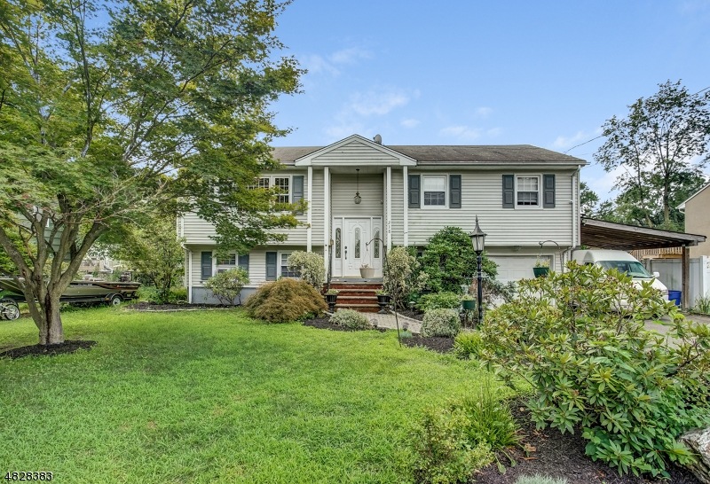 238 Magnolia Ave, Pompton Lakes, NJ 07442 - photo 1